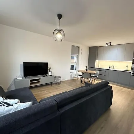 New Near Tipos Arena, Free Parking, Danubius One Building * ブラチスラヴァ