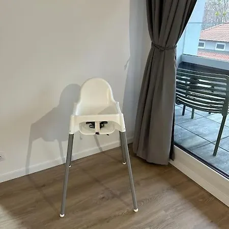 New Near Tipos Arena, Free Parking, Danubius One Building Apartament