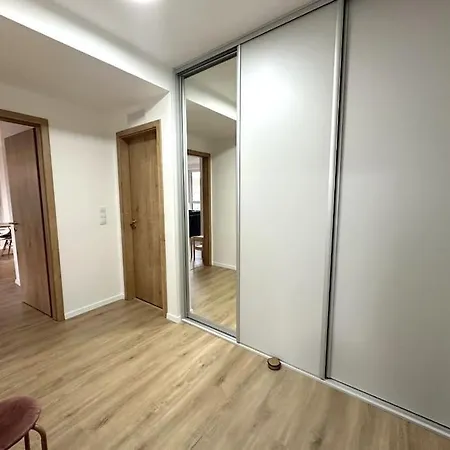 Apartament New Near Tipos Arena, Free Parking, Danubius One Building