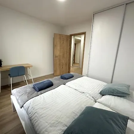 Daire New Near Tipos Arena, Free Parking, Danubius One Building