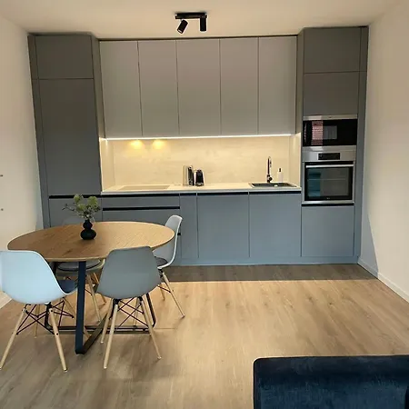 New Near Tipos Arena, Free Parking, Danubius One Building Daire