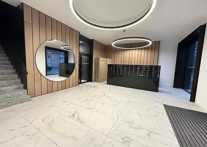 New Near Tipos Arena, Free Parking, Danubius One Building 公寓