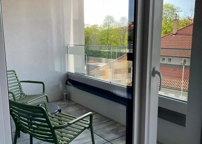 公寓 New Near Tipos Arena, Free Parking, Danubius One Building *